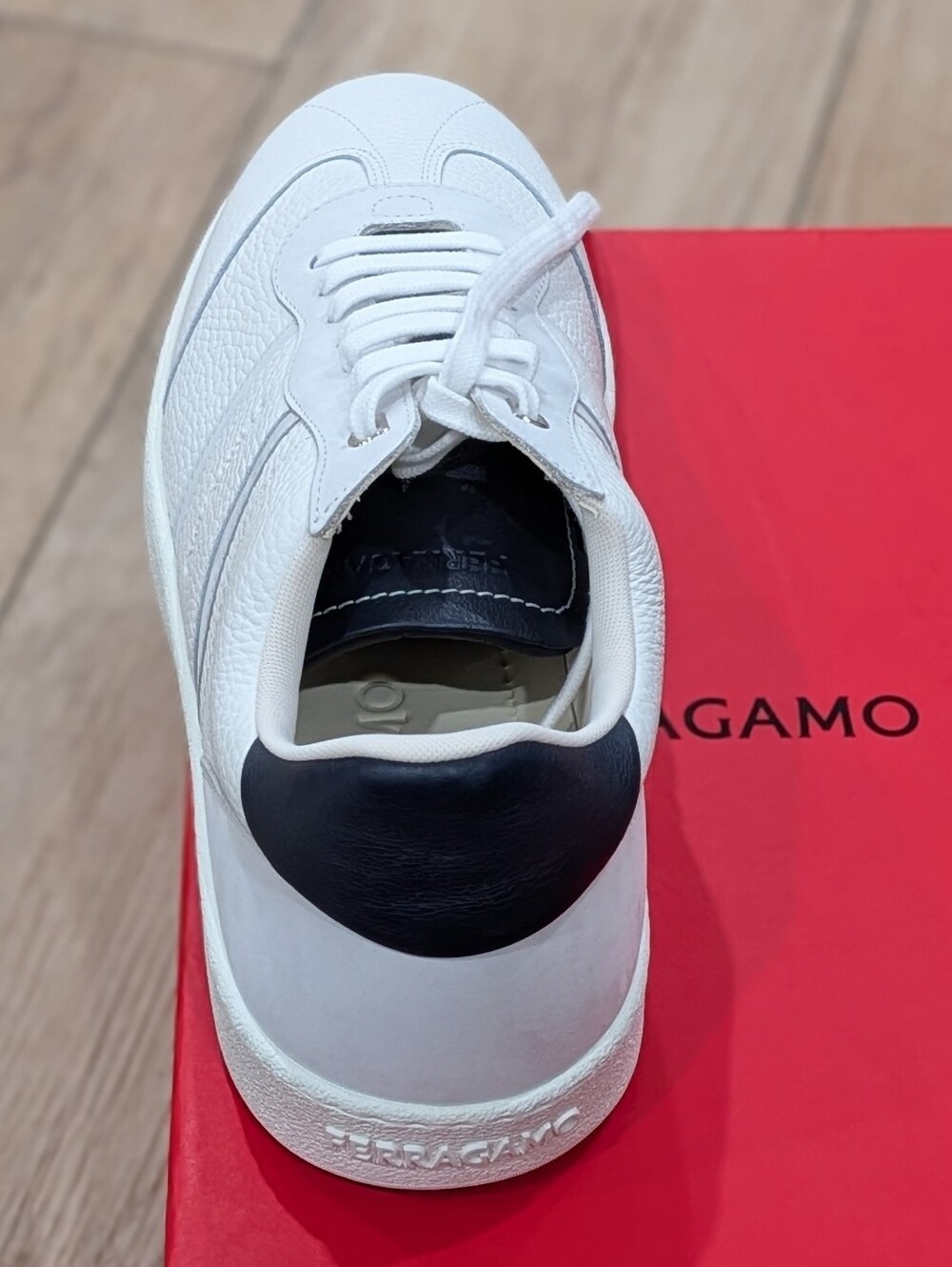 $880 Mens Ferragamo "Achille 1" Low-Top Leather Sneakers White US 11 - Picture 5 of 11